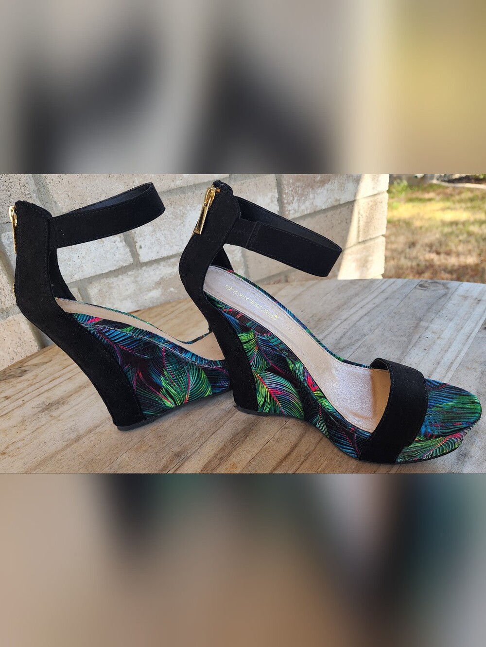 ShoeDazzle Ebani Tropical Palm Platform Wedge Heels Black Size 10 - Picture 4 of 10